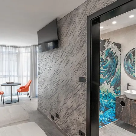 Adv - Exclusive 招待所