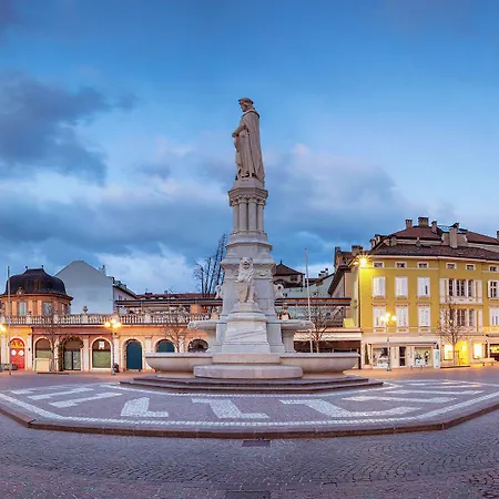 Adv - Exclusive 3* Bozen