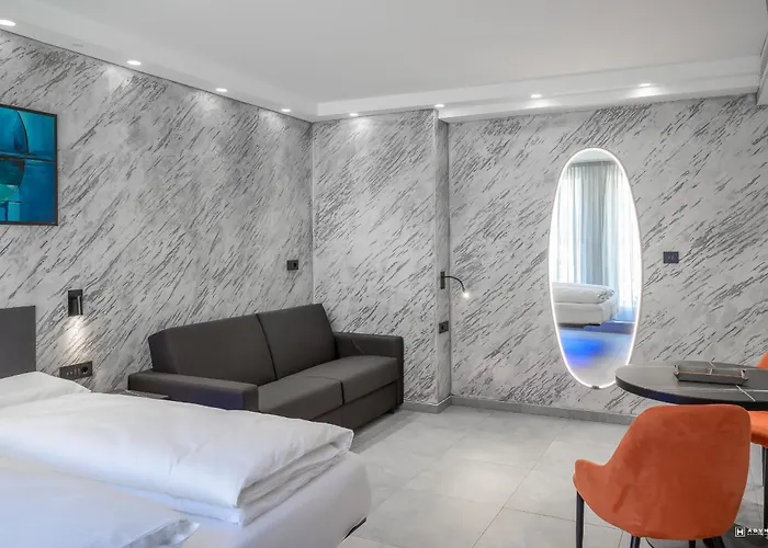 Adv - Exclusive 3* 博尔扎诺