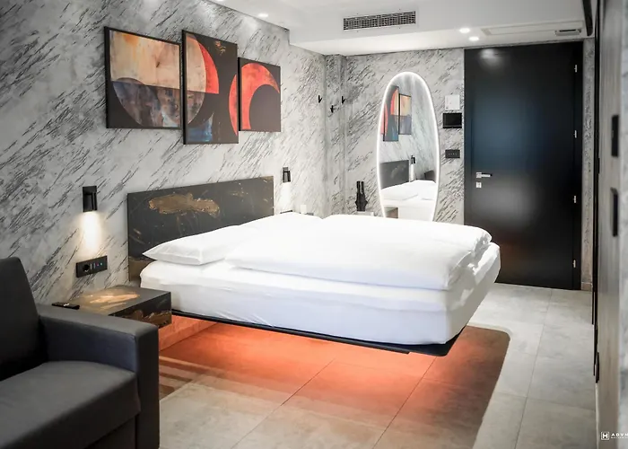 Adv - Exclusive 4* Bozen