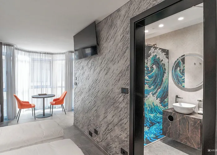 Adv - Exclusive 招待所 博尔扎诺